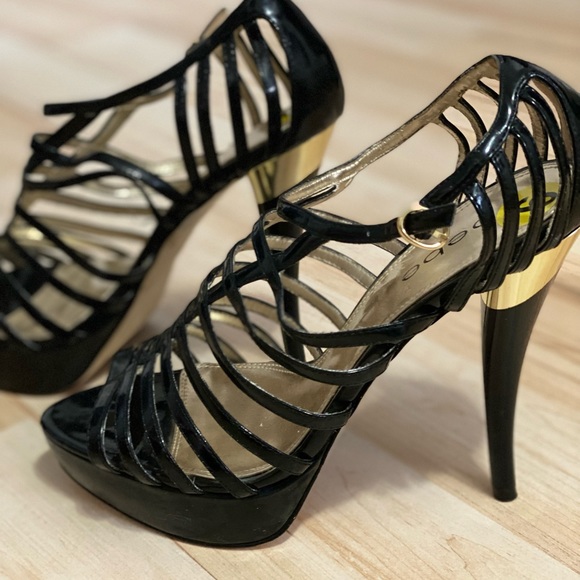 Bebe heels black and gold - Picture 1 of 5